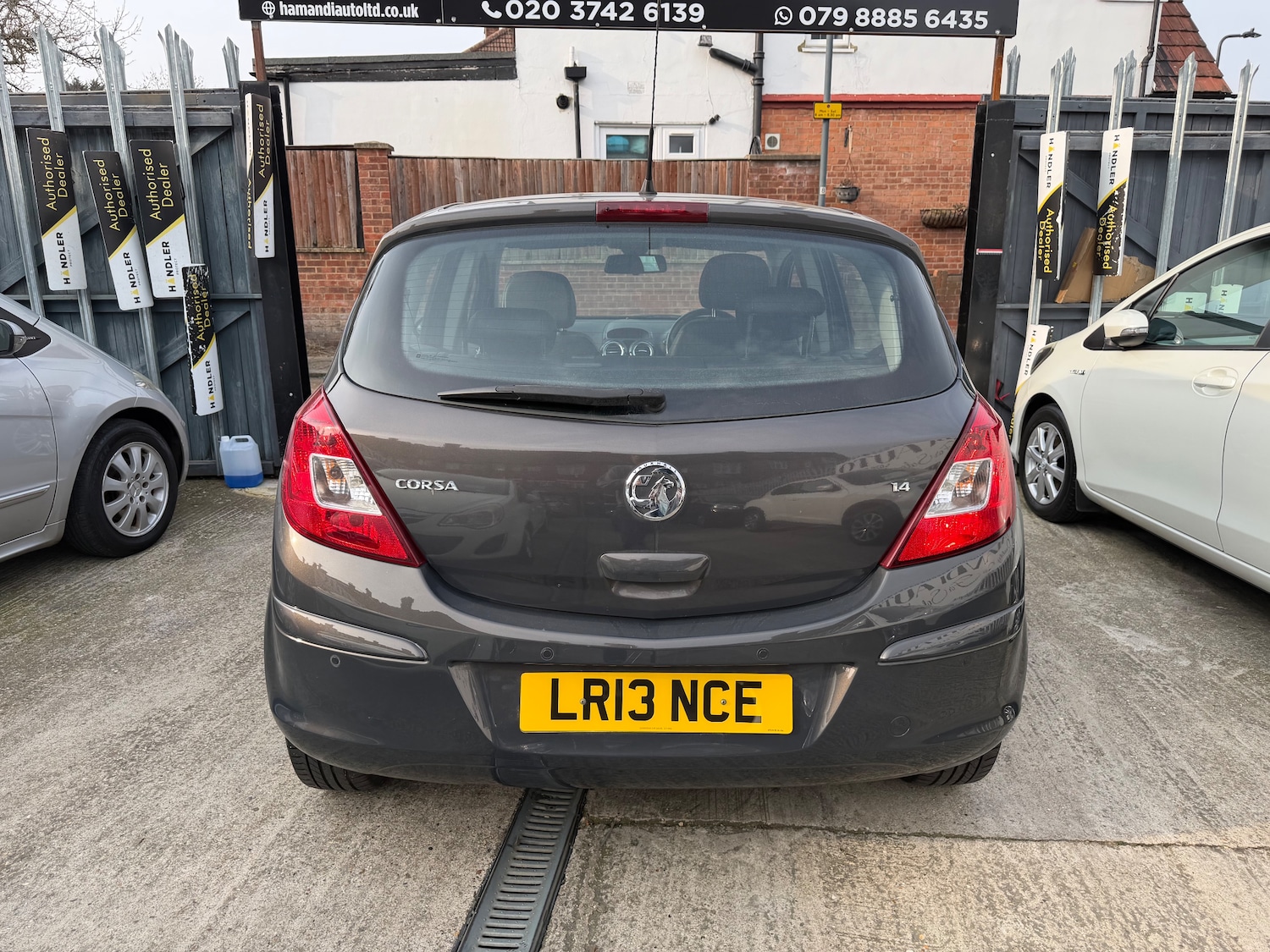 Used Vauxhall Corsa 2013 for sale - 77989809: Photo 3