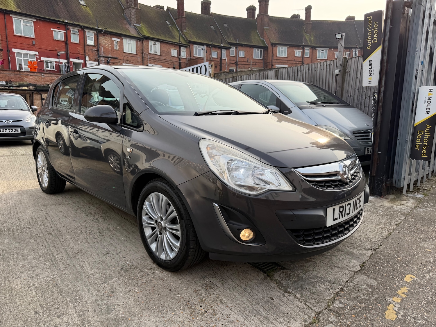 Used Vauxhall Corsa 2013 for sale - 77989809: Photo 5