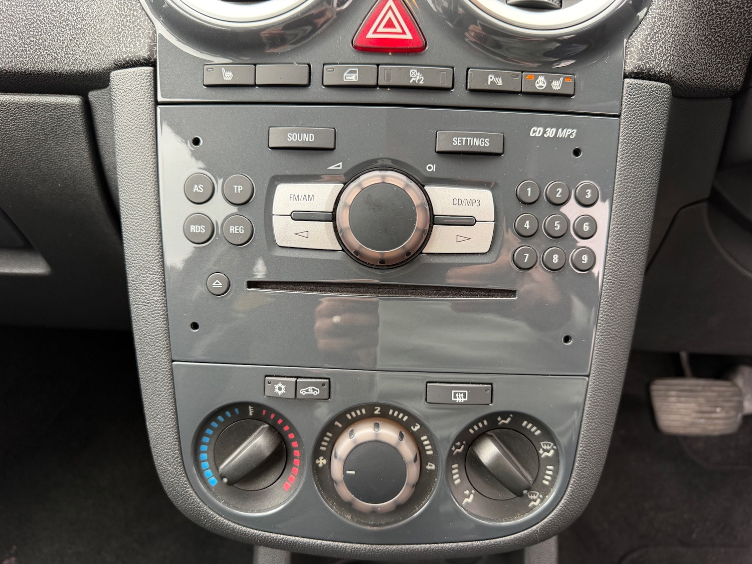 Used Vauxhall Corsa 2011 for sale - 77698501: Photo 15