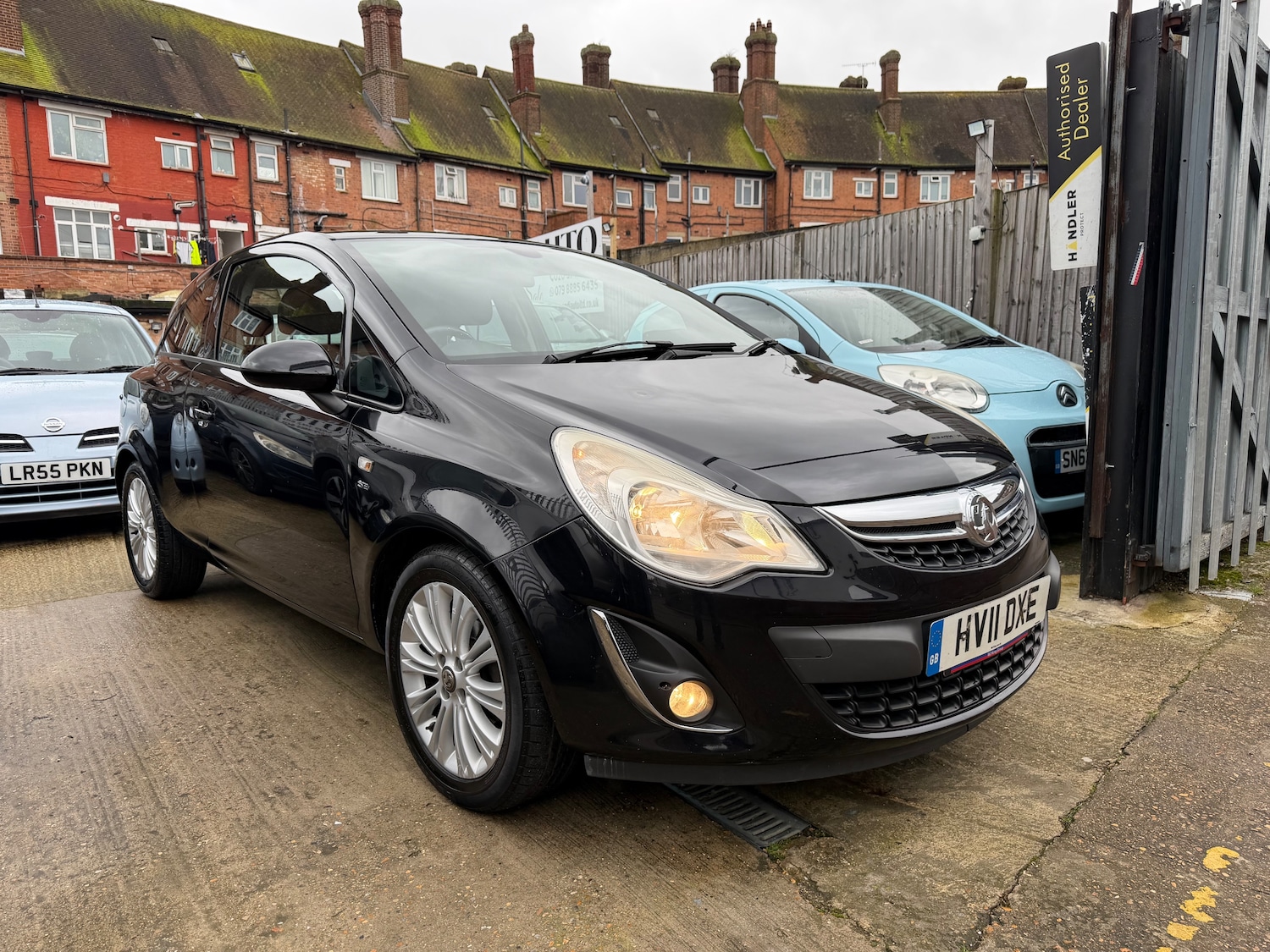 Used Vauxhall Corsa 2011 for sale - 77698501: Photo 6