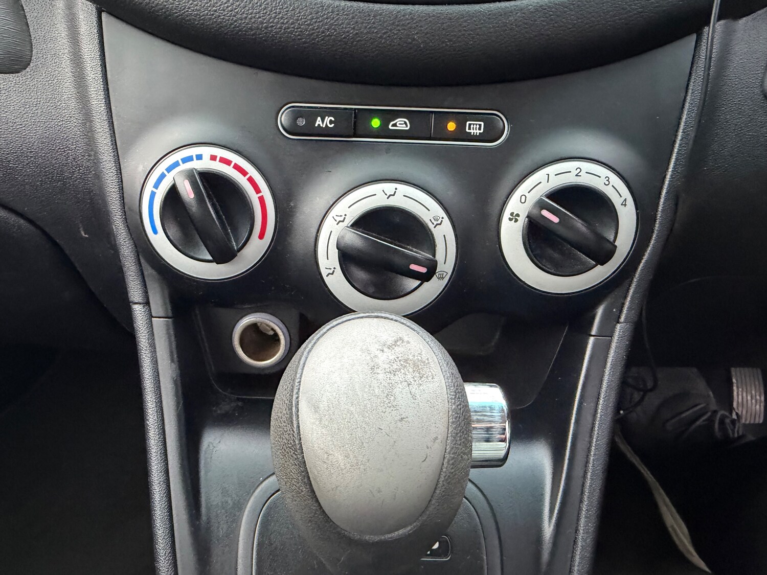 Used Hyundai i10 for sale - 77872230: Photo 18