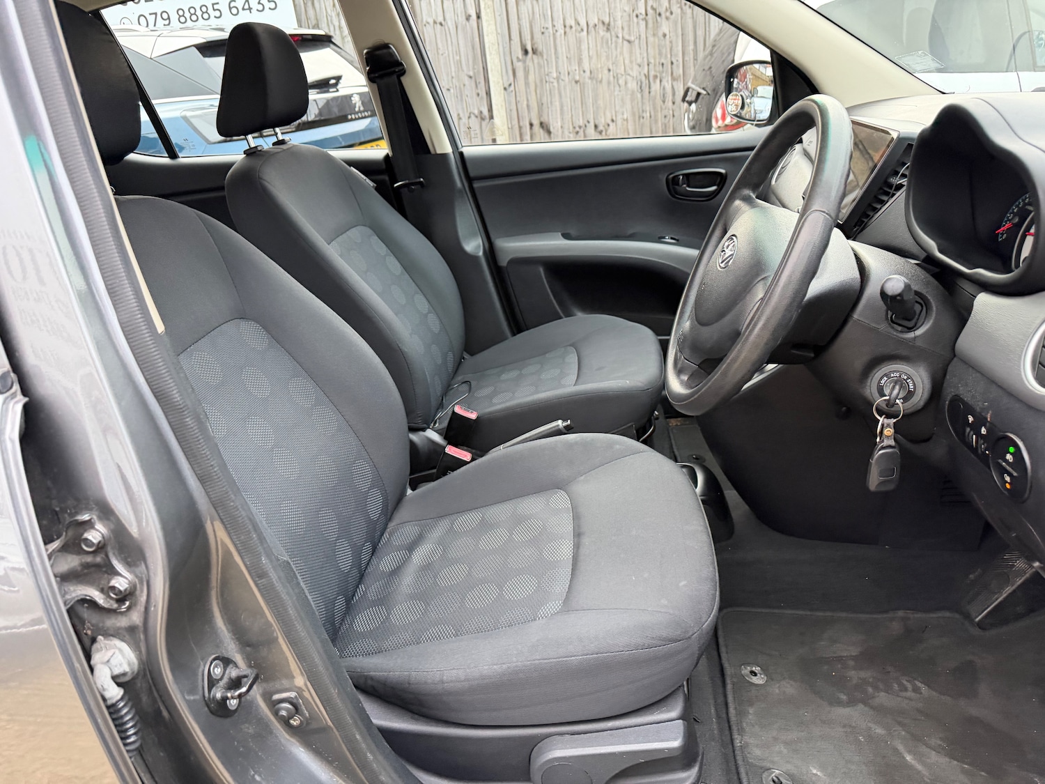 Used Hyundai i10 for sale - 77872230: Photo 21