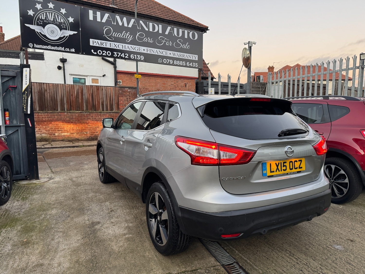 Used Nissan Qashqai 2015 for sale - 77010596: Photo 3