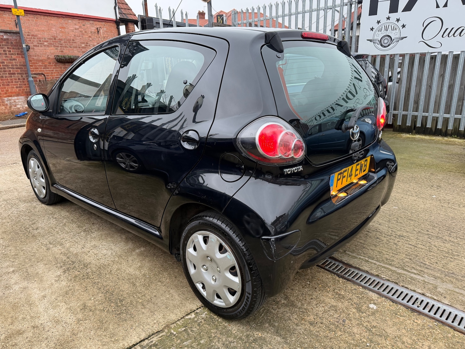 Used Toyota AYGO for sale - 77557296: Photo 2