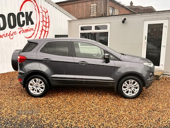 Used Ford Ecosport 2015 for sale - 76153525: Photo