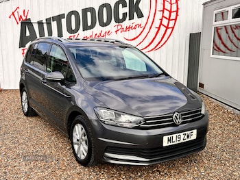 Used Volkswagen Touran 2019 for sale - 75365025: Photo
