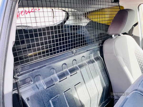 Used Ford Fiesta 2016 for sale - 77884224: Photo 8