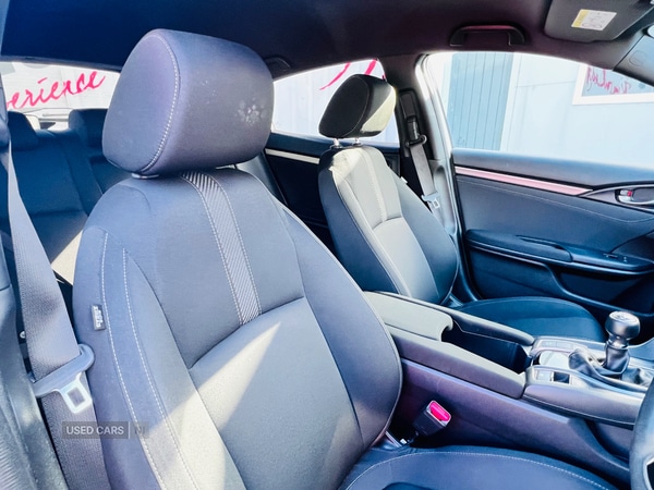 Used Honda Civic 2017 for sale - 77840470: Photo 11