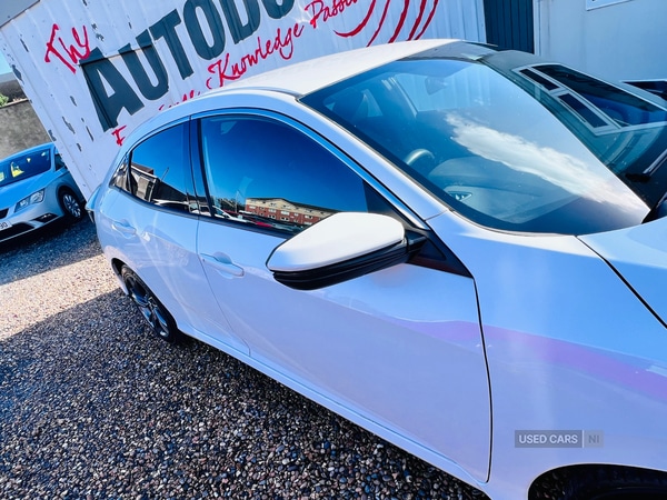 Used Honda Civic 2017 for sale - 77840470: Photo 12