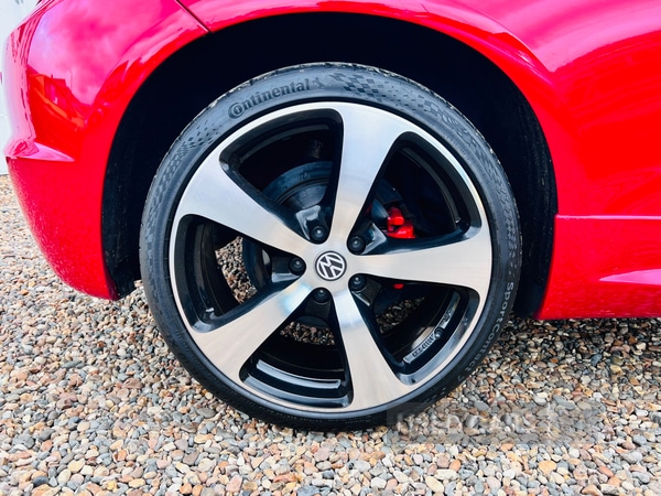 Used Volkswagen Scirocco 2014 for sale - 78205838: Photo 5