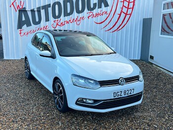 Used Volkswagen Polo 2016 for sale - 76562988: Photo