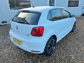 Used Volkswagen Polo 2016 for sale - 76562988: Photo