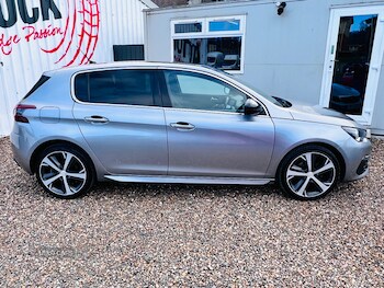 Used Peugeot 308 2017 for sale - 77769920: Photo