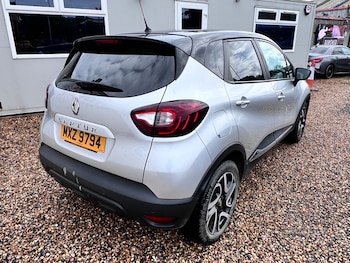 Used Renault Captur 2019 for sale - 78831044: Photo