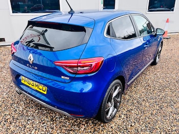 Used Kia Stonic 2022 for sale - 79084949: Photo