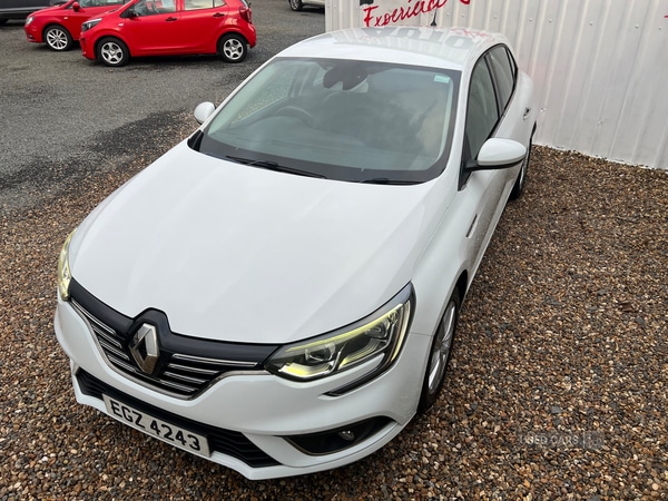 Used Renault Megane 2016 for sale - 76753762: Photo 12
