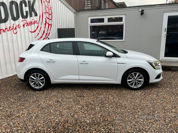Used Renault Megane 2016 for sale - 76753762: Photo 3