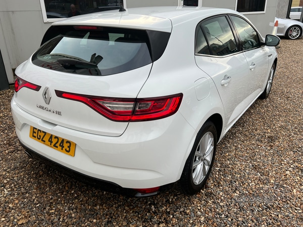 Used Renault Megane 2016 for sale - 76753762: Photo 4