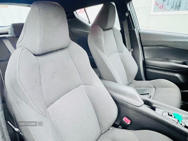 Used Toyota C-HR 2018 for sale - 77599411: Photo 10