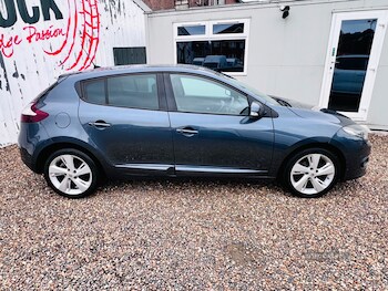 Used Renault Megane 2015 for sale - 79085812: Photo