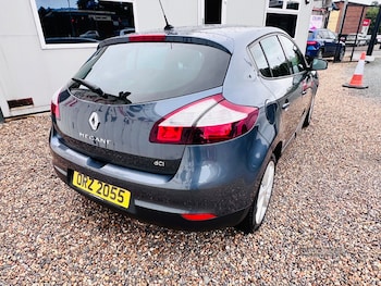 Used Renault Megane 2015 for sale - 79085812: Photo