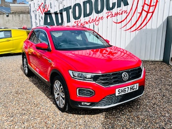 Used Volkswagen T-Roc 2018 for sale - 78276904: Photo