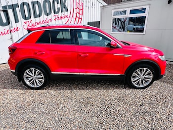 Used Volkswagen T-Roc 2018 for sale - 78276904: Photo