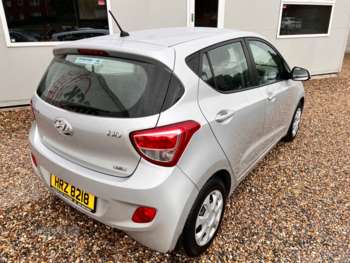 Used Hyundai i10 2014 for sale - 74777936: Photo