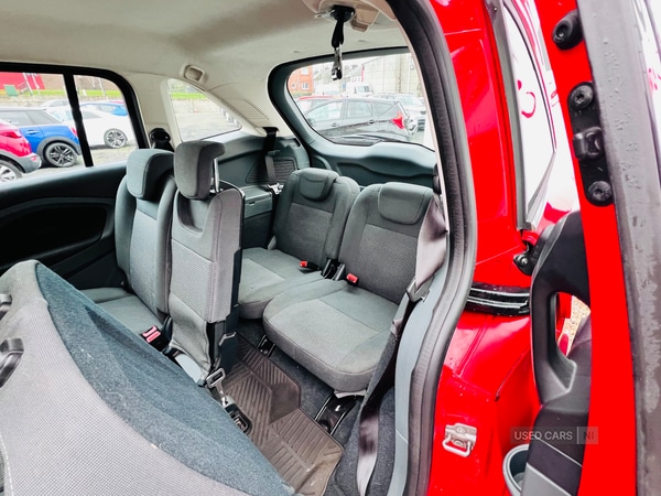 Used Ford Grand C-Max 2014 for sale - 77613481: Photo 16