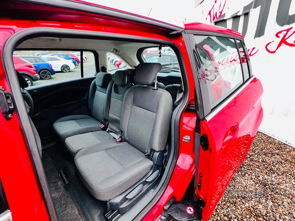 Used Ford Grand C-Max 2014 for sale - 77613481: Photo 17