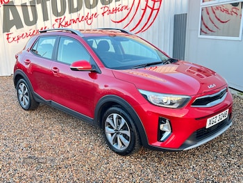 Used Kia Stonic 2022 for sale - 76729922: Photo
