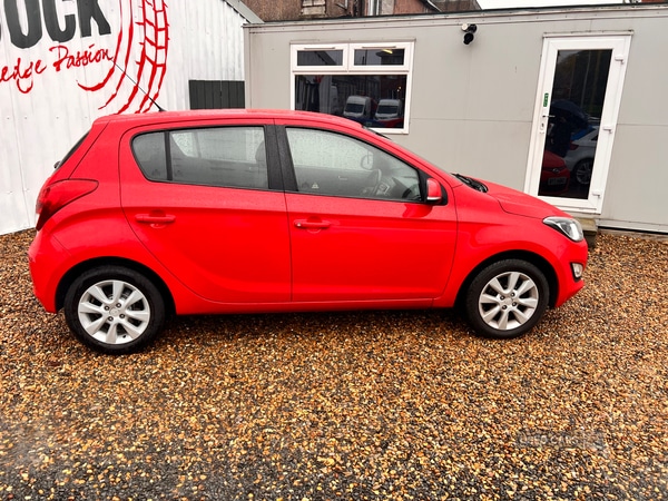 Used Hyundai i20 2014 for sale - 76458232: Photo 3