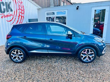 Used Renault Captur 2019 for sale - 77769910: Photo