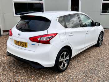 Used Nissan Pulsar 2015 for sale - 74852327: Photo