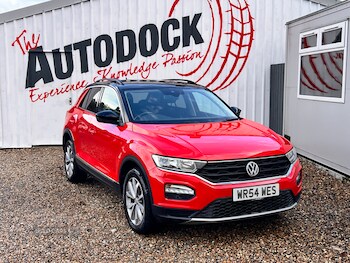 Used Volkswagen T-Roc 2018 for sale - 75991735: Photo