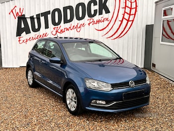 Used Volkswagen Polo 2015 for sale - 76002903: Photo