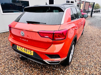 Used Volkswagen T-Roc 2020 for sale - 79554282: Photo