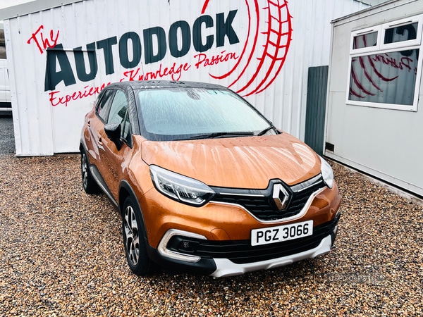 Used Renault Captur 2020 for sale - 77268531: Photo 2