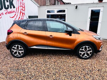 Used Renault Captur 2020 for sale - 77268531: Photo