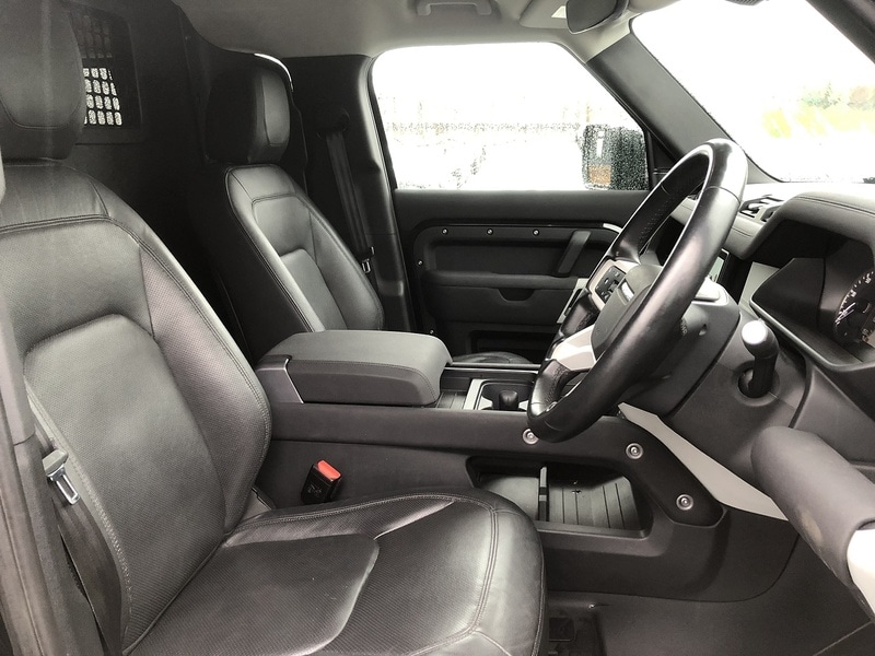 Used Land Rover Defender 2022 for sale - 77365216: Photo 21