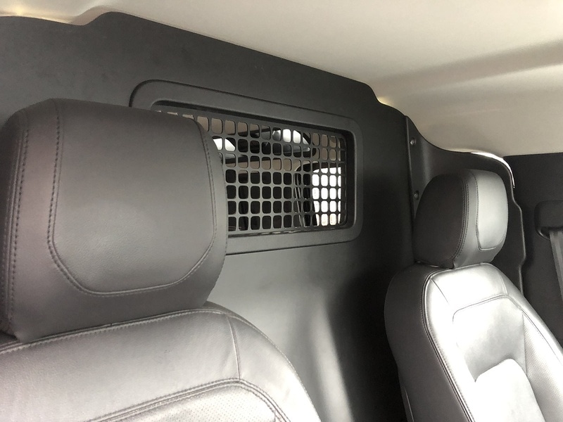 Used Land Rover Defender 2022 for sale - 77365216: Photo 23