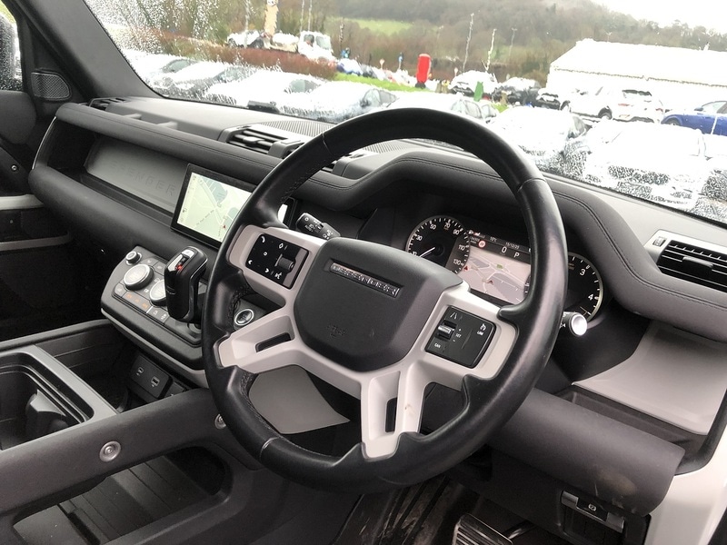 Used Land Rover Defender 2022 for sale - 77365216: Photo 28