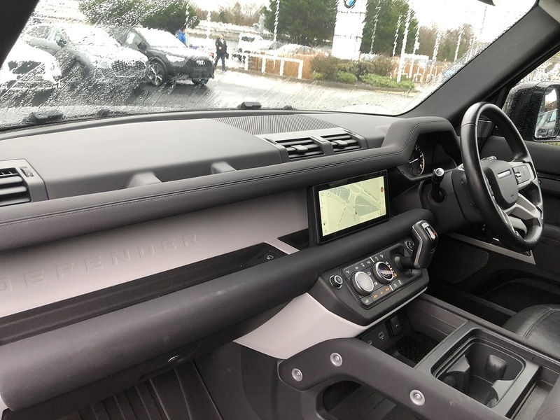 Used Land Rover Defender 2022 for sale - 77365216: Photo 30