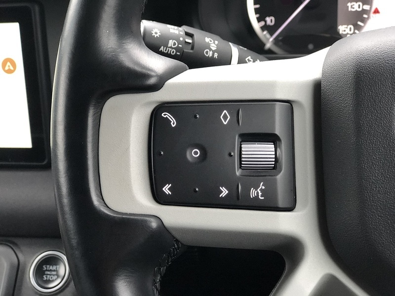 Used Land Rover Defender 2022 for sale - 77365216: Photo 41