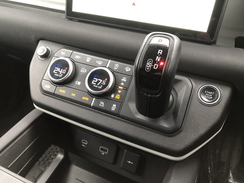 Used Land Rover Defender 2022 for sale - 77365216: Photo 45