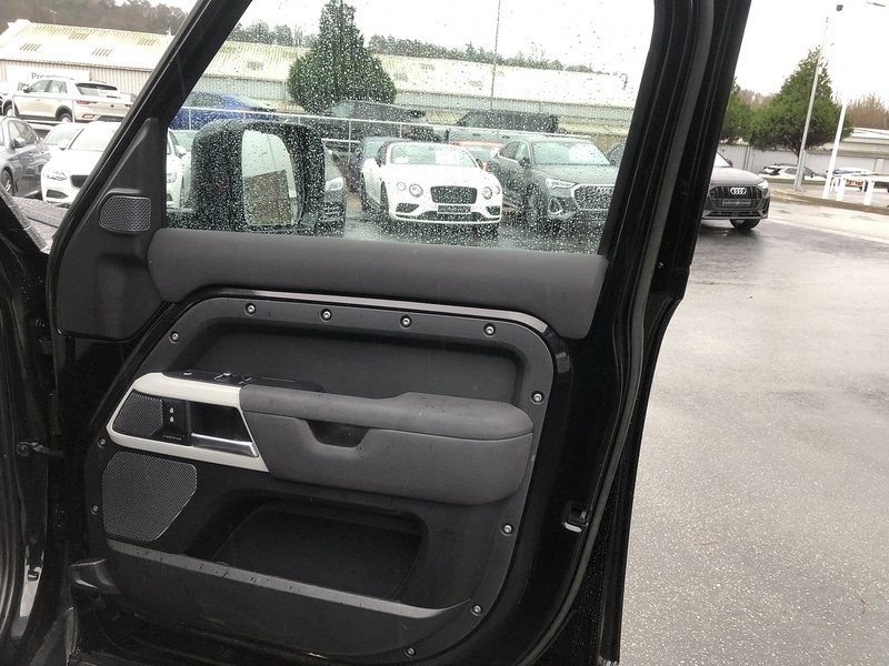 Used Land Rover Defender 2022 for sale - 77365216: Photo 62