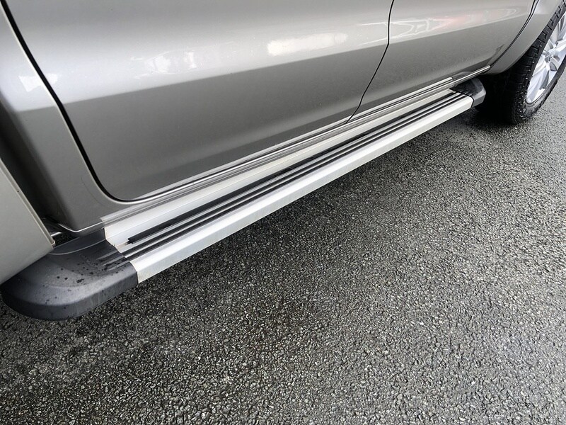 Used Volkswagen Amarok 2013 for sale - 77880628: Photo 12