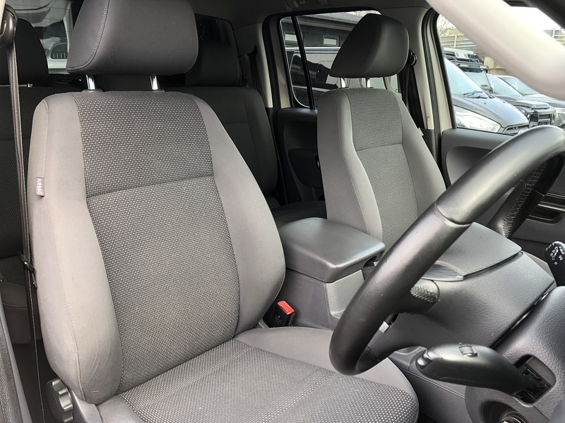 Used Volkswagen Amarok 2013 for sale - 77880628: Photo 18