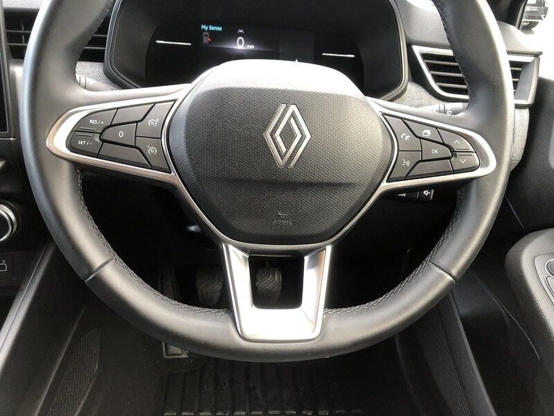 Used Renault Clio 2024 for sale - 77365213: Photo 33