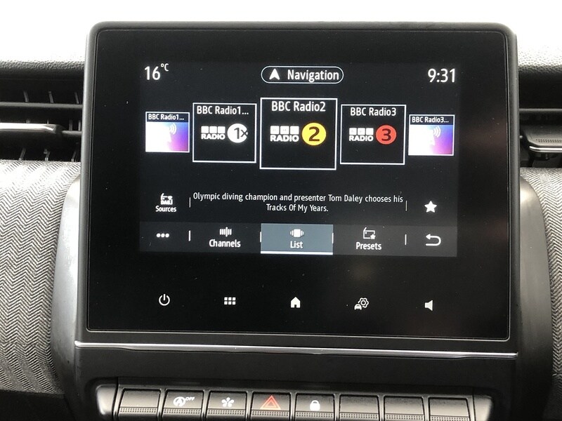 Used Renault Clio 2024 for sale - 77365213: Photo 41